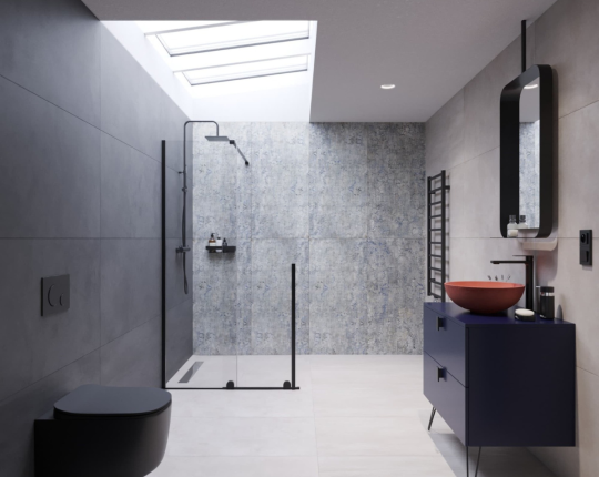 Tapetový dekor v prostoru sprchového koutu vytvoří originální efekt
