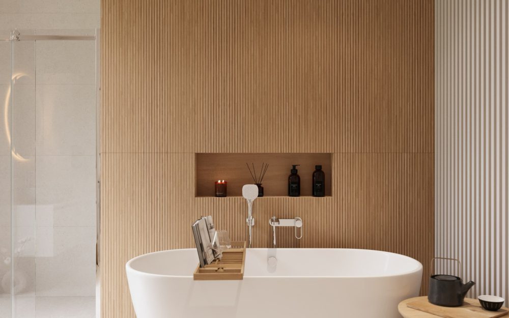 SIKO Koupelna ve stylu japandi s dřevěnými lamelami a volně stojící vanou.