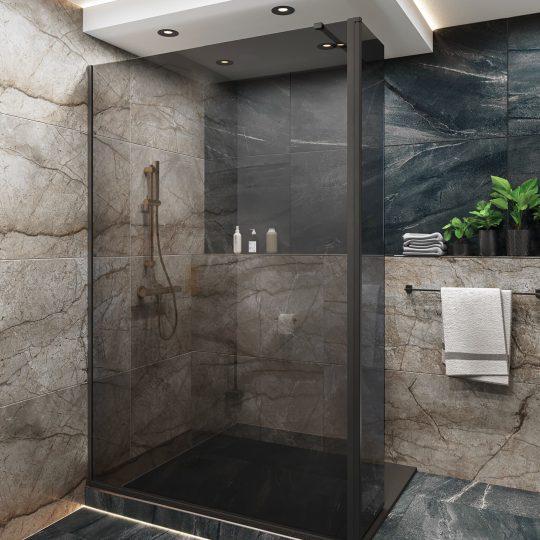 SIKO Sprchový kout s kouřovým sklem, mramorový obklad a dlažba v modrošedém provedení tvoří luxusní koupelnu.