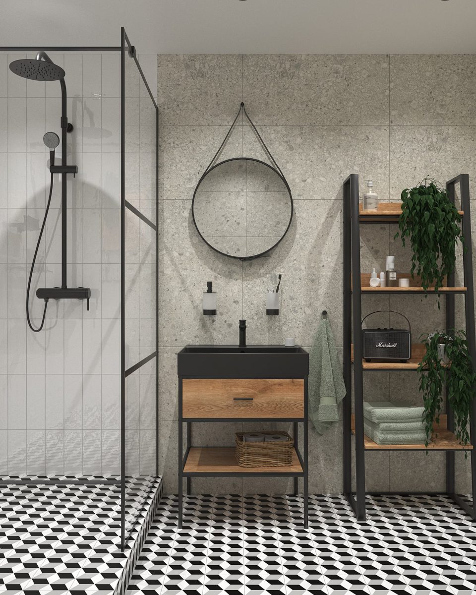 SIKO Čiernobiela dlažba v modernej malej kúpeľni so sprchovacím kútom, kúpeľňové regály v kombinácii čierna-drevo, závesné zrkadlo na remeni, čierne batérie