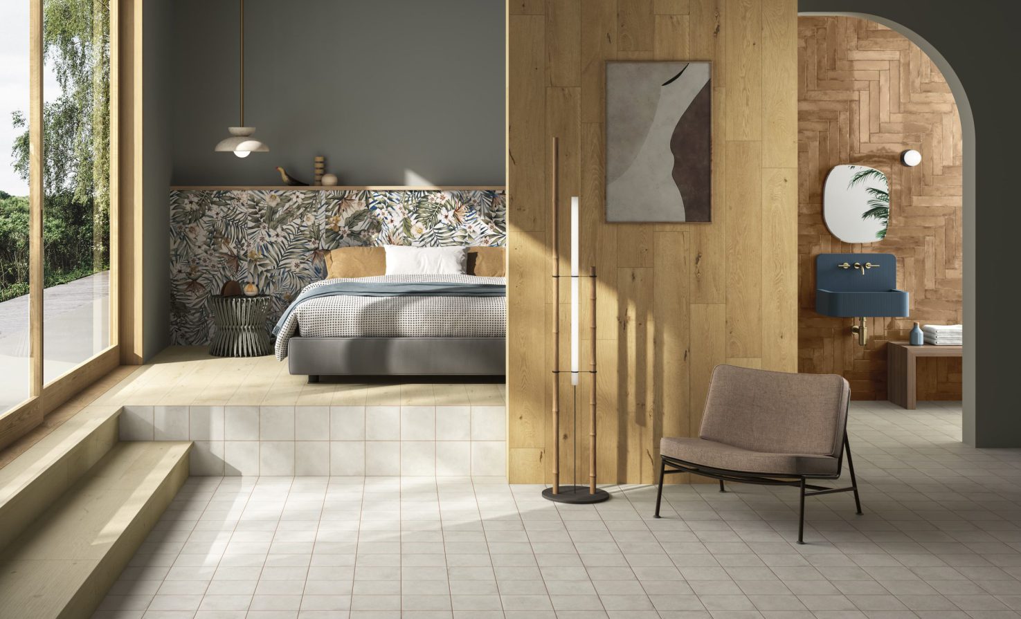 SIKO Spálňa s kúpeľňou v zemitých tónoch tapetový obklad na stene, farebné umývadlo v retro dizajne a zlatá batéria